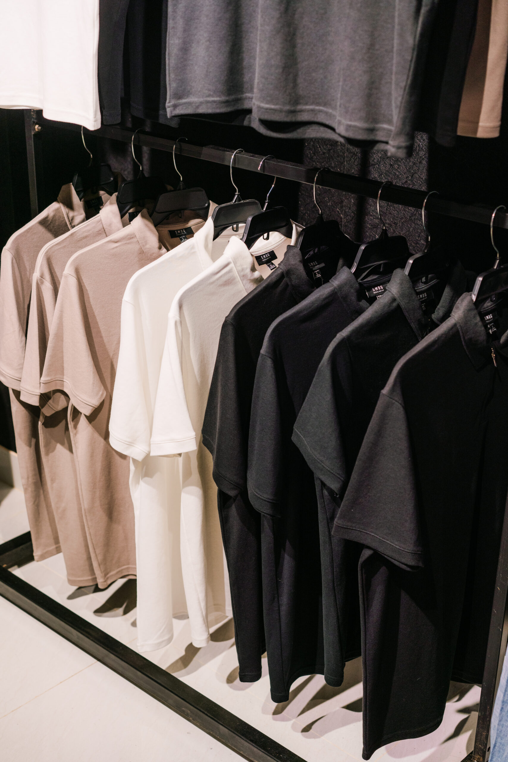 Zipper polo T-shirt - Image 3